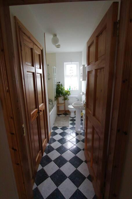 Curlews Rest - Gateway To The Aran Islands Apartment กัลเวย์ ภายนอก รูปภาพ