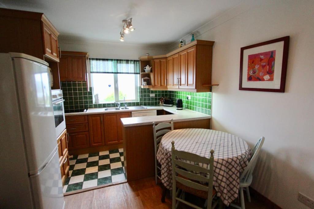 Curlews Rest - Gateway To The Aran Islands Apartment กัลเวย์ ภายนอก รูปภาพ